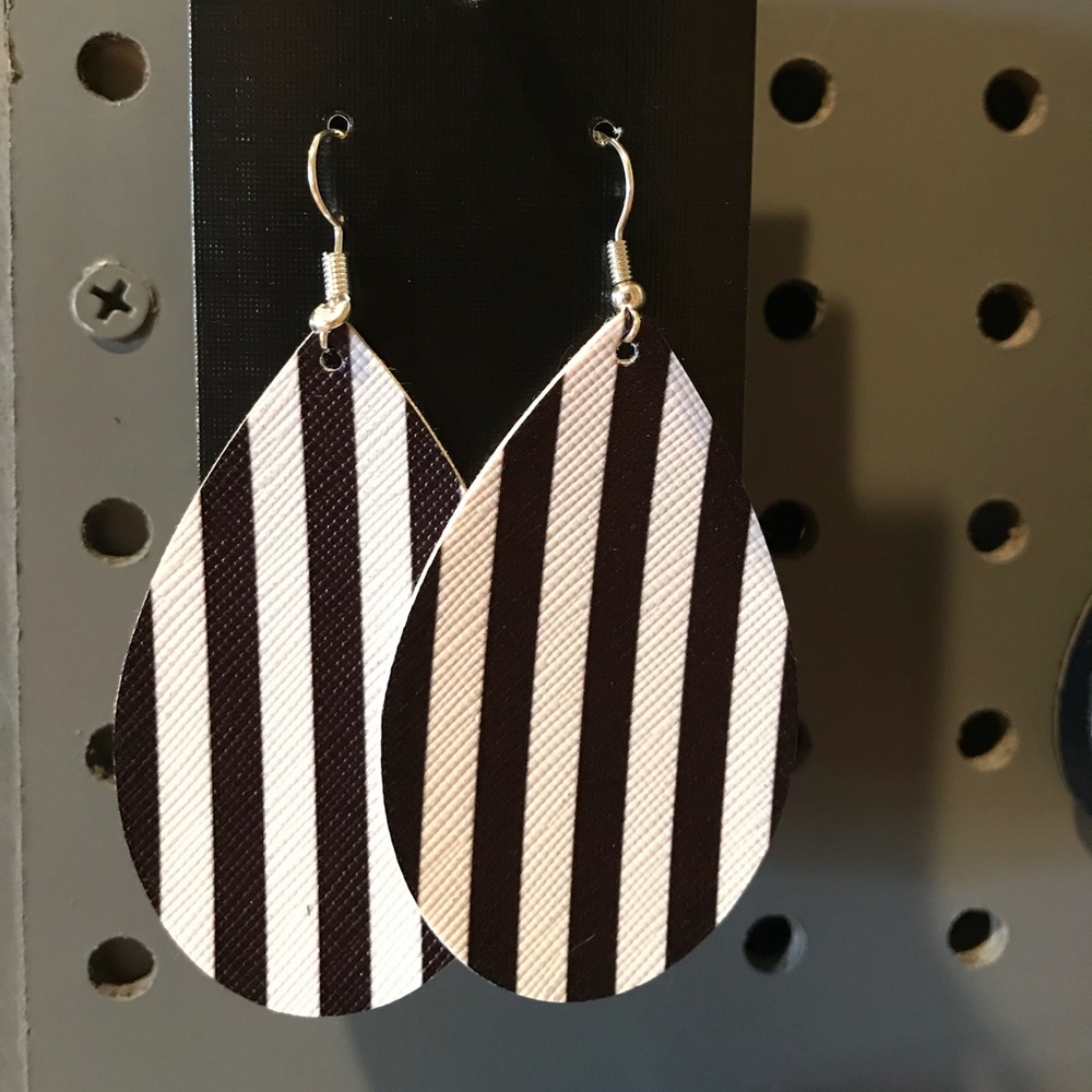 Black and White Stripes